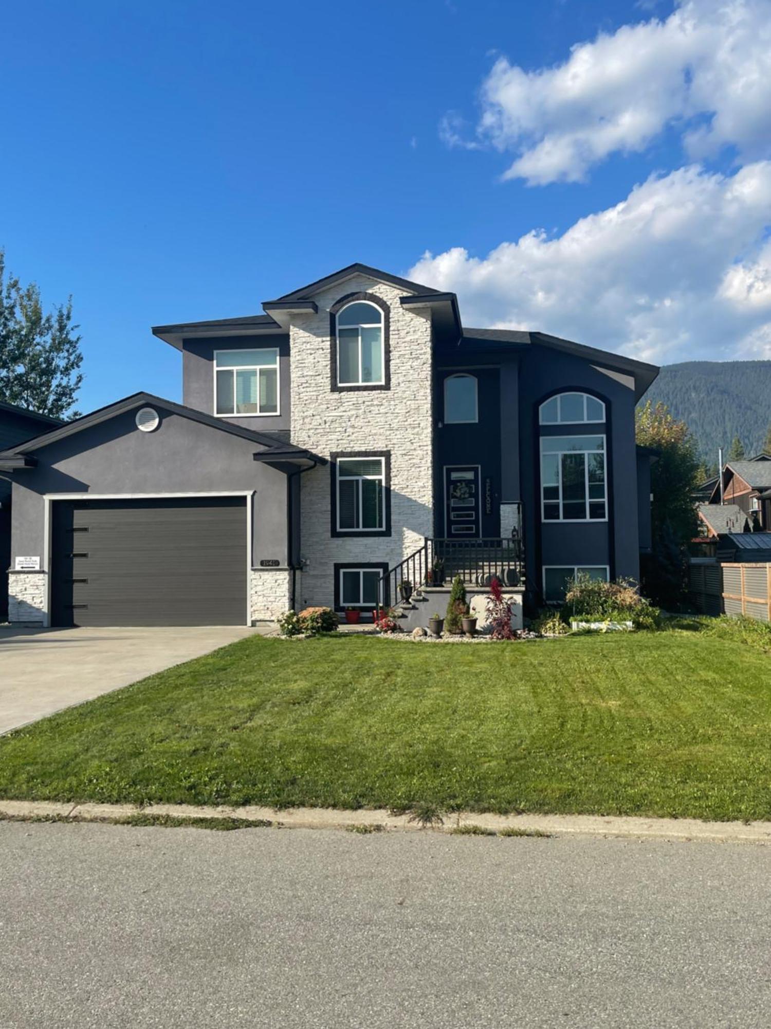 2 Bedroom Suite With Full Kitchen Revelstoke Eksteriør bilde